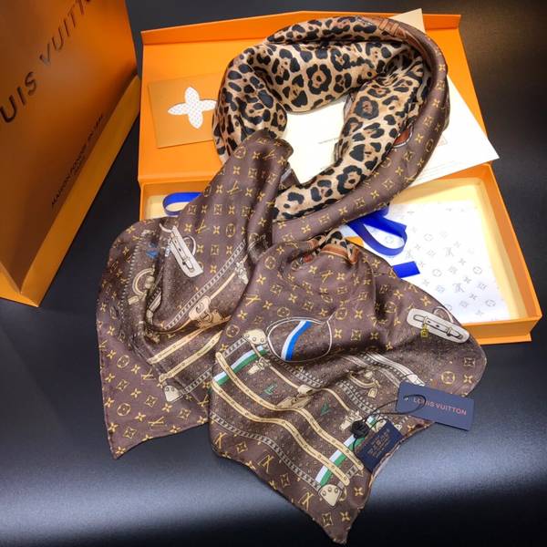 Louis Vuitton Scarf LVC00533